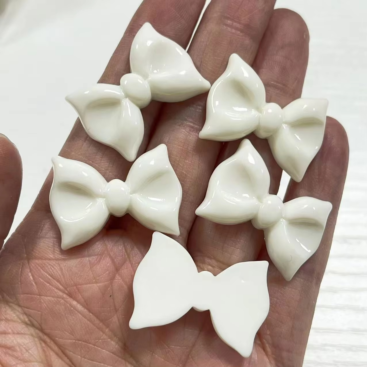 10Pcs White Black Bow Tie Love – обзор и цена Phone Cases Junk