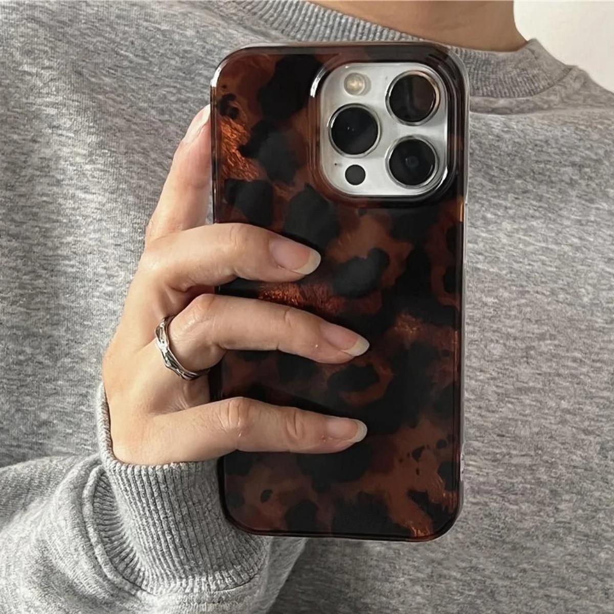 Retro Amber Texture Laser Phon – обзор и цена Phone Cases Like Loopy